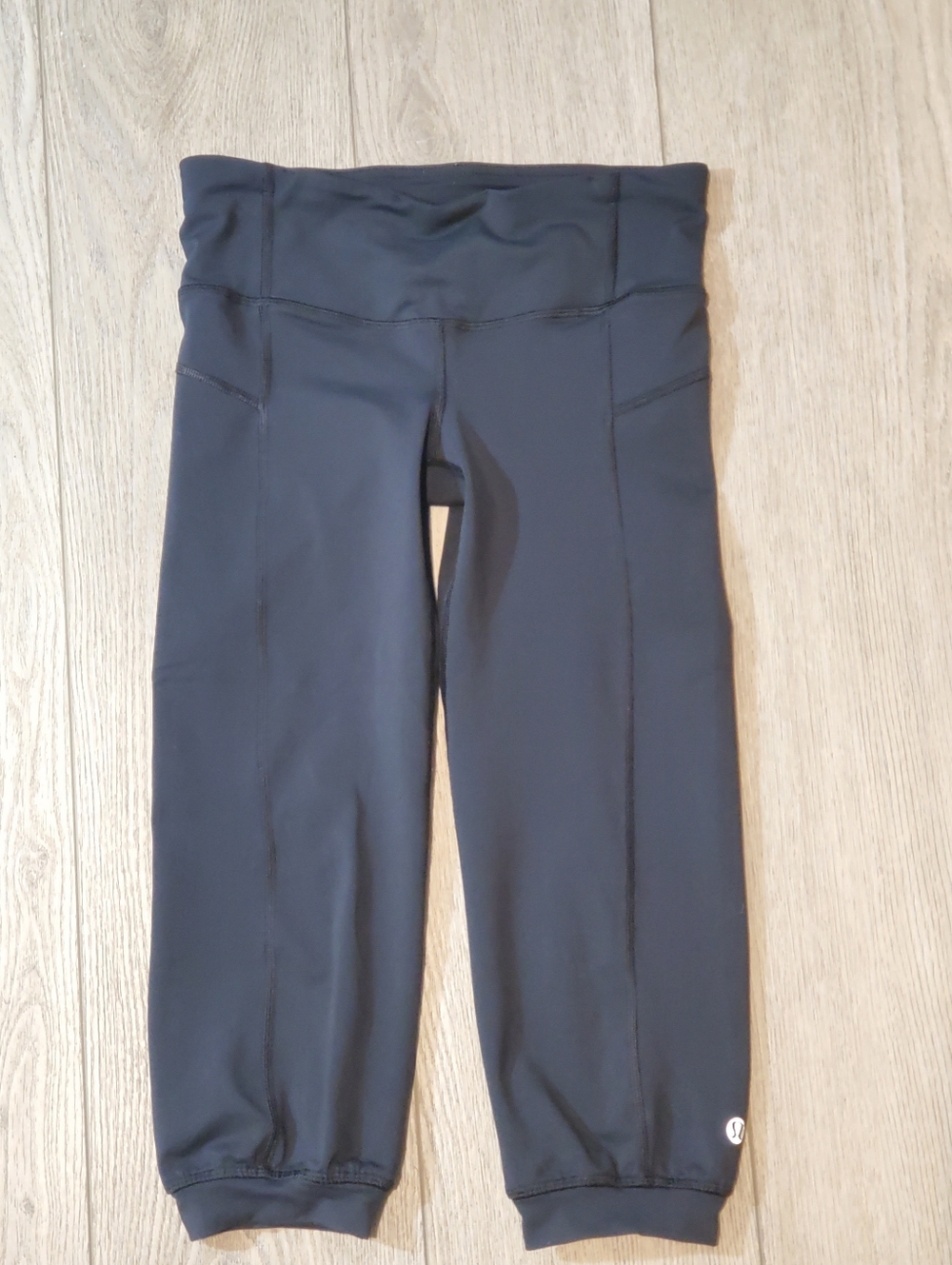 Lululemon Cropped Leggings Size 2